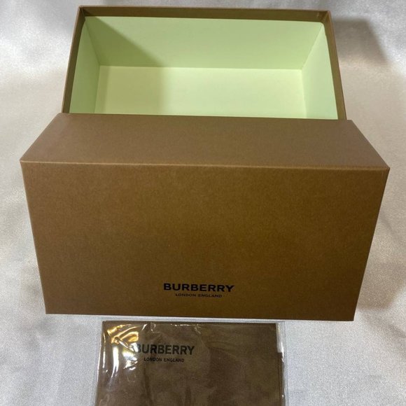 Burberry Sunglasses Case Set, Mocha Leather Wide Triangle, Boxed, Cloth, Wide - Picture 8 of 11